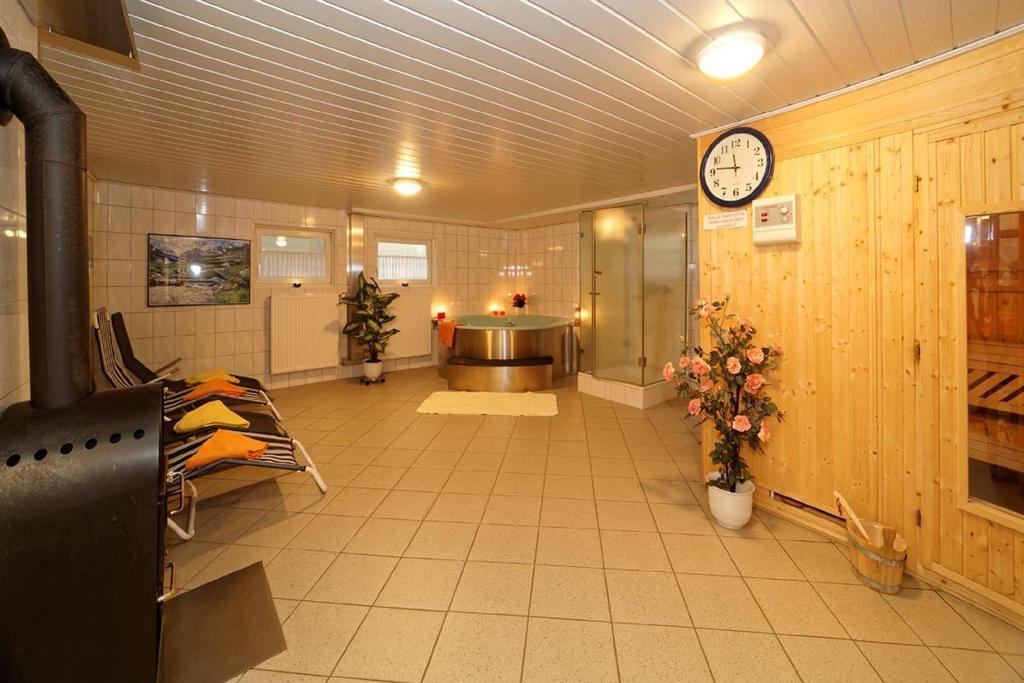 Berghof Pension Und Ferienwohnungen Bischofsmais Exterior photo